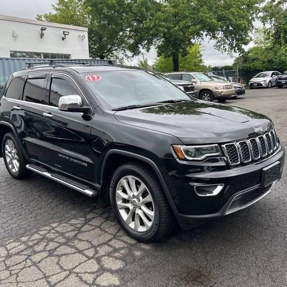 JEEP GRAND CHEROKEE 2017 1C4RJFBGXHC880104 image